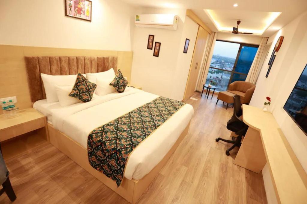 Diona Anukampa Suite With Pool ชัยปุระ ภายนอก รูปภาพ